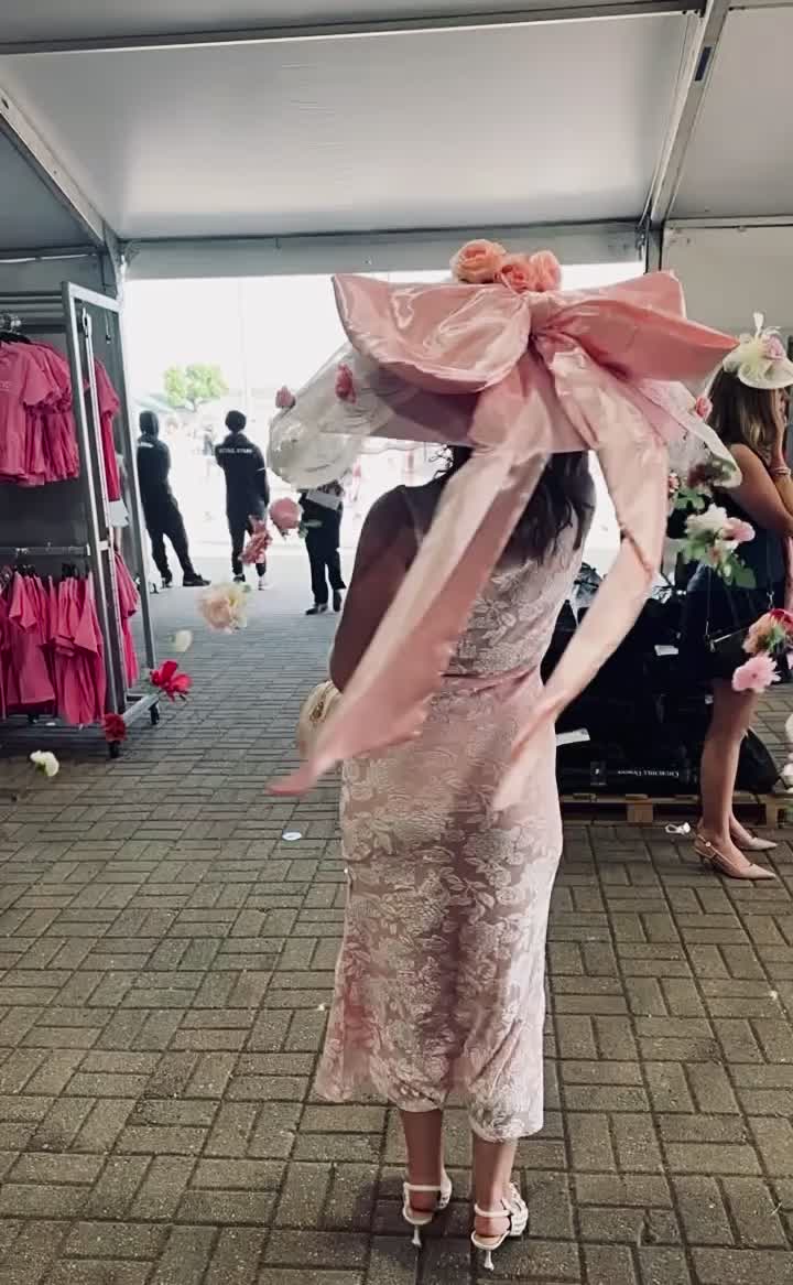 @JustJen