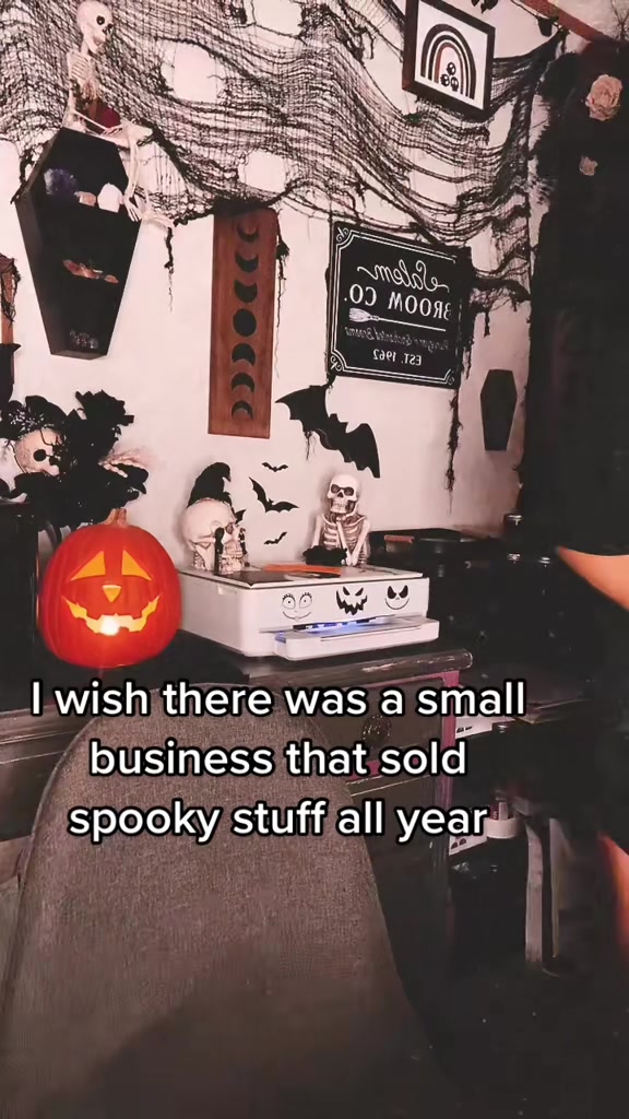 @𝖈𝖊𝖘𝖆𝖗𝖆𝖍🎃🦇