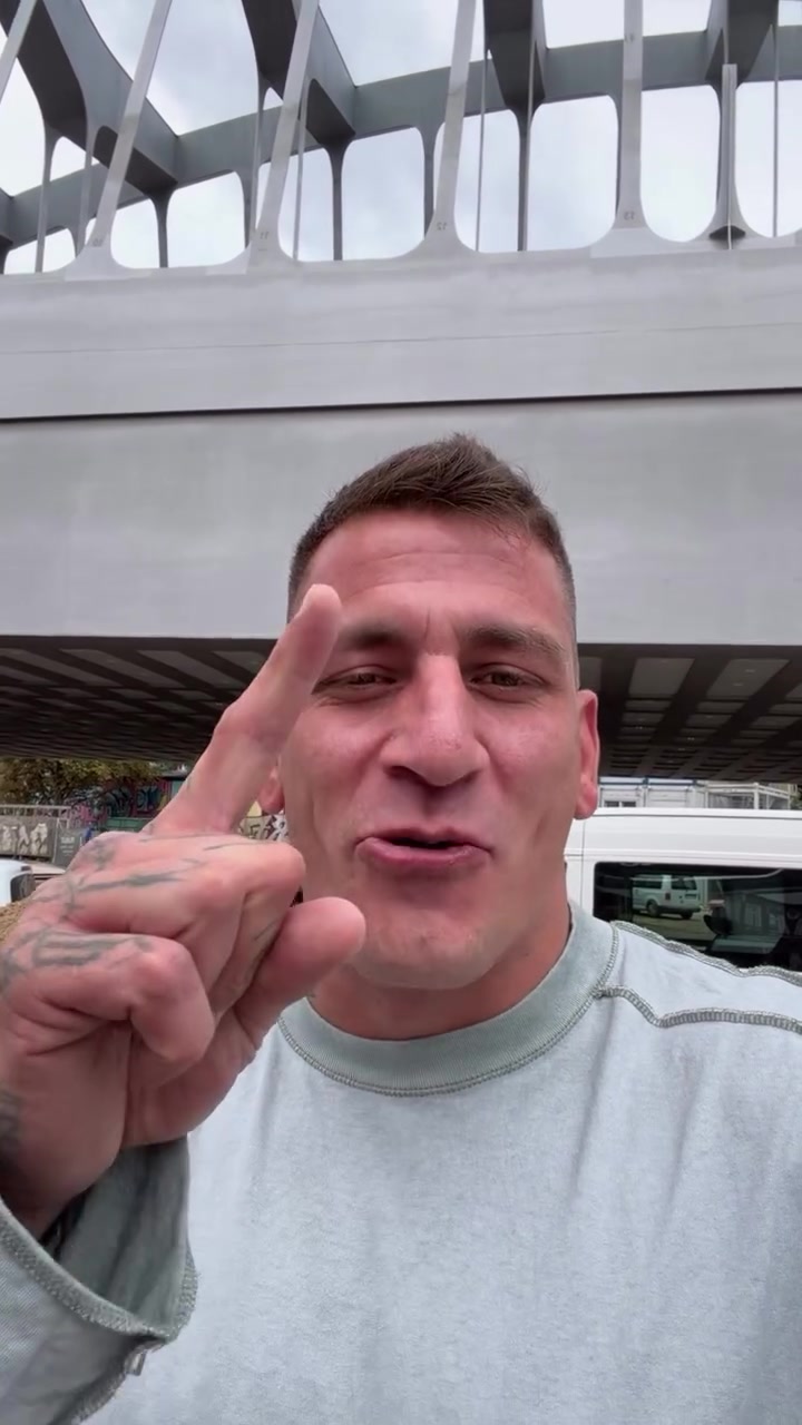 @GZUZ