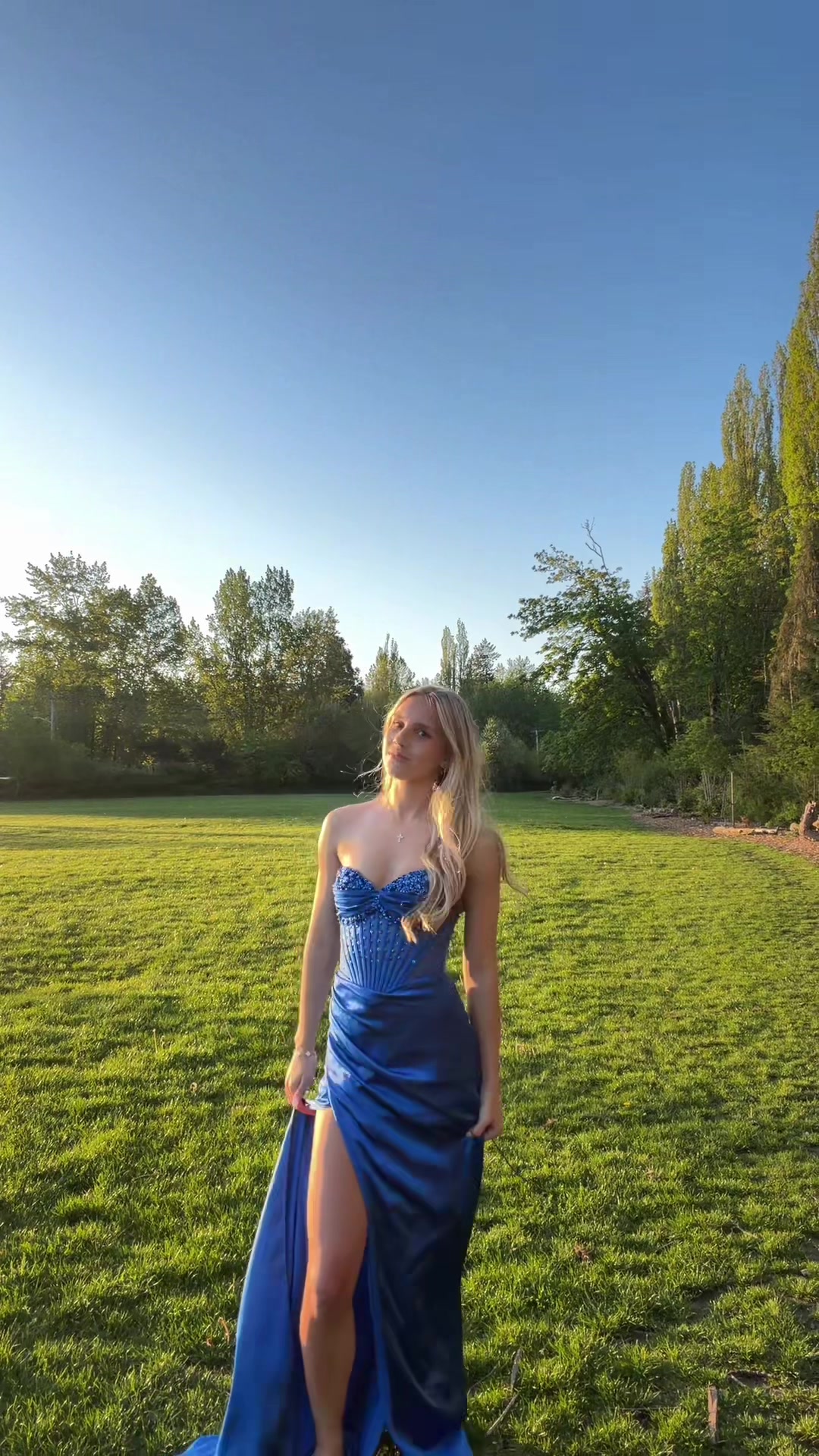 @Ayla_16