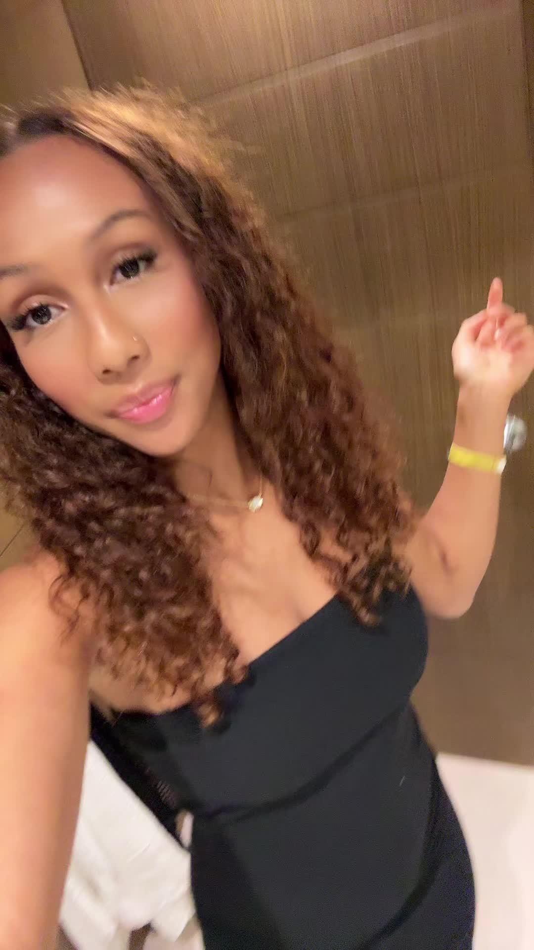 @Nylaaa