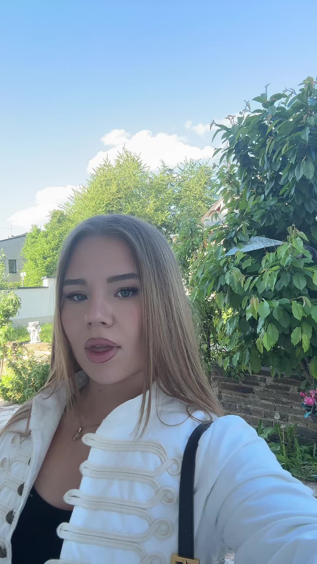 @𝒦𝒾𝓂𝒷𝑒𝓇𝓁𝓎