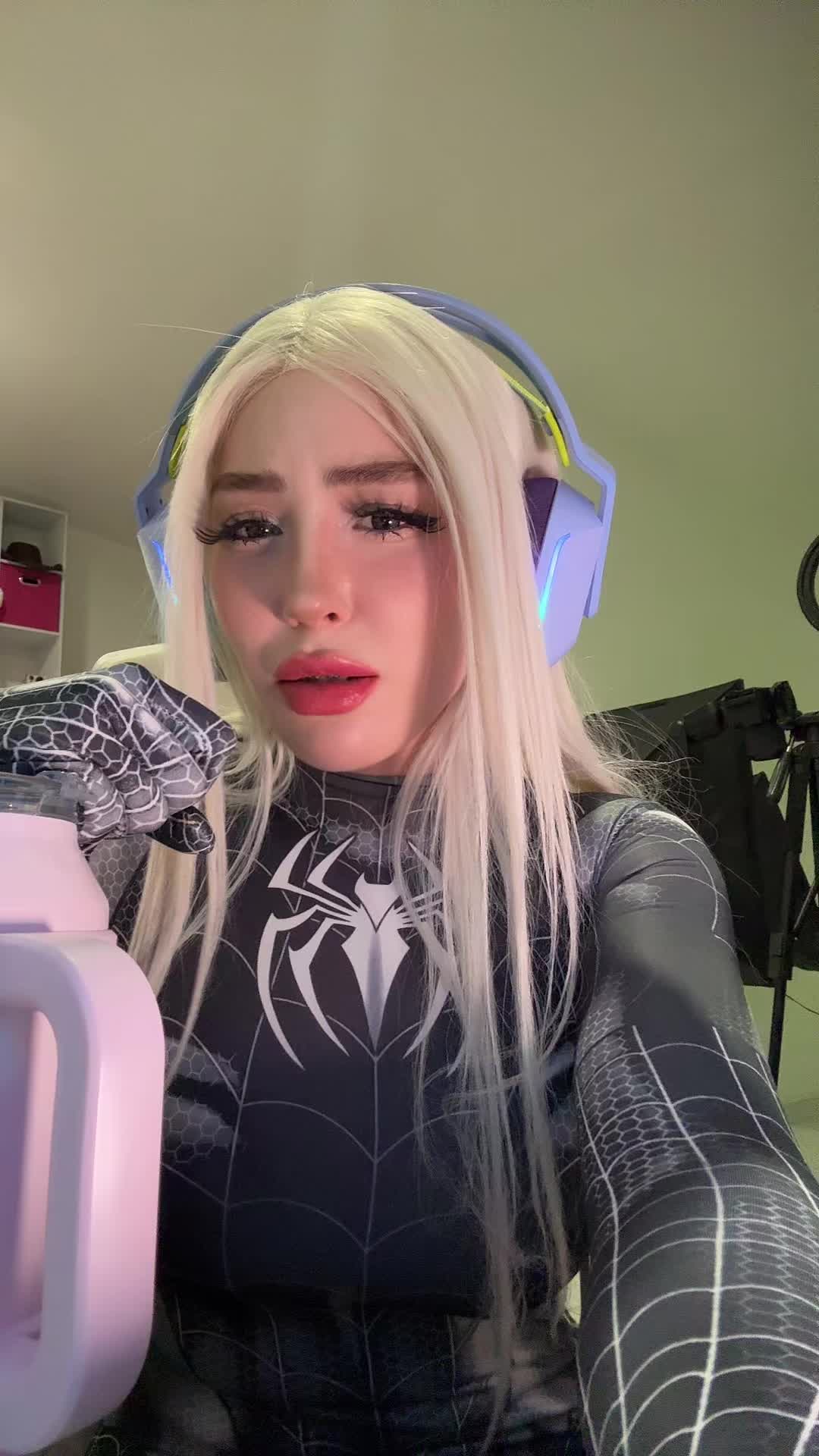 Hannapunzel 💕 (@hanapunzell) - Urlebird