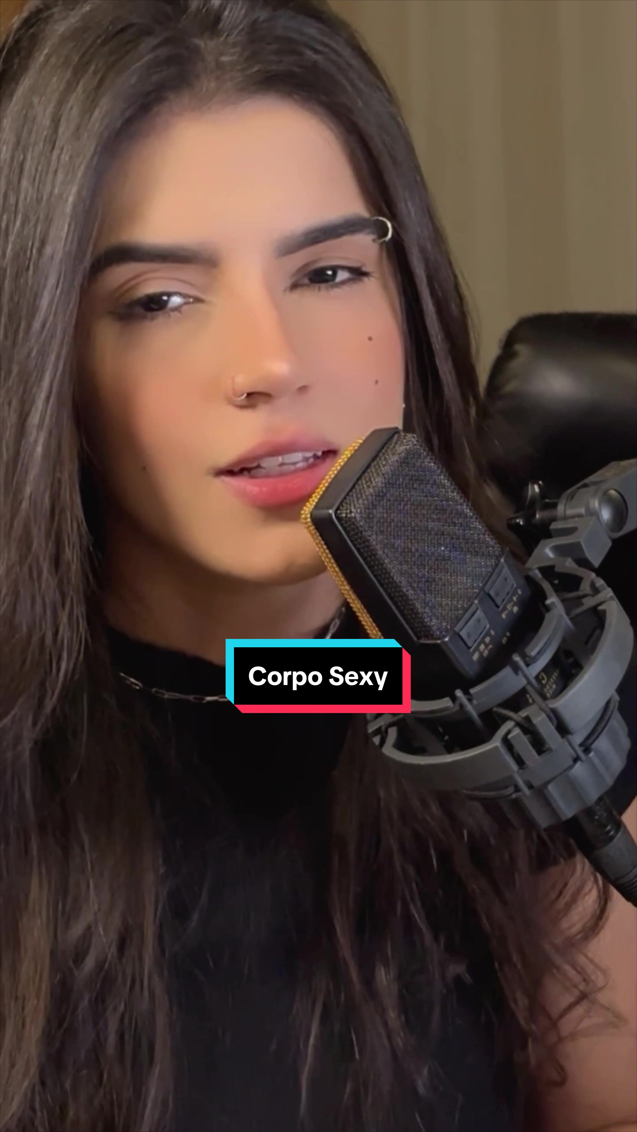 @Amanda Lince