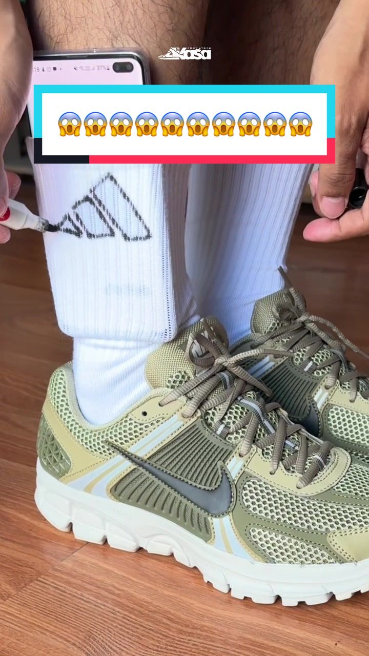 @AKASAFOOTSTORE