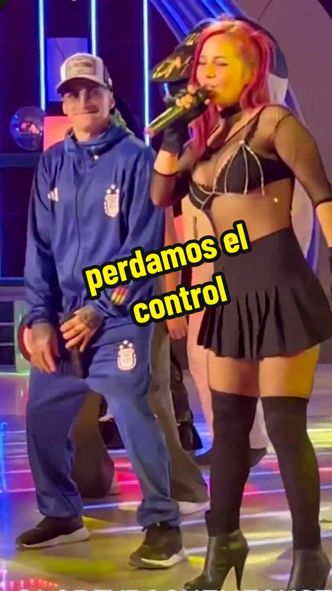 @Loreyroquemegusta