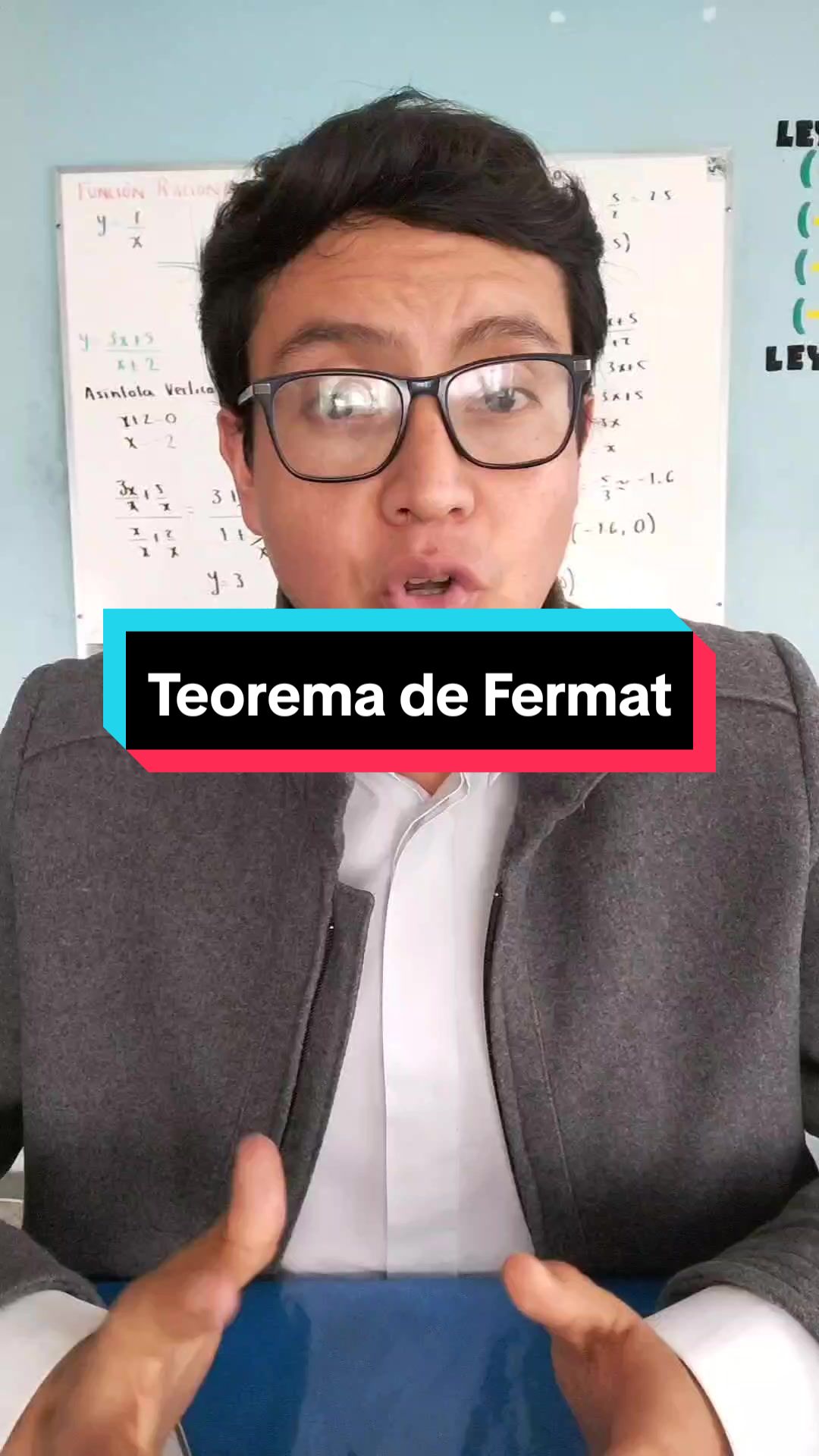 @Sam López