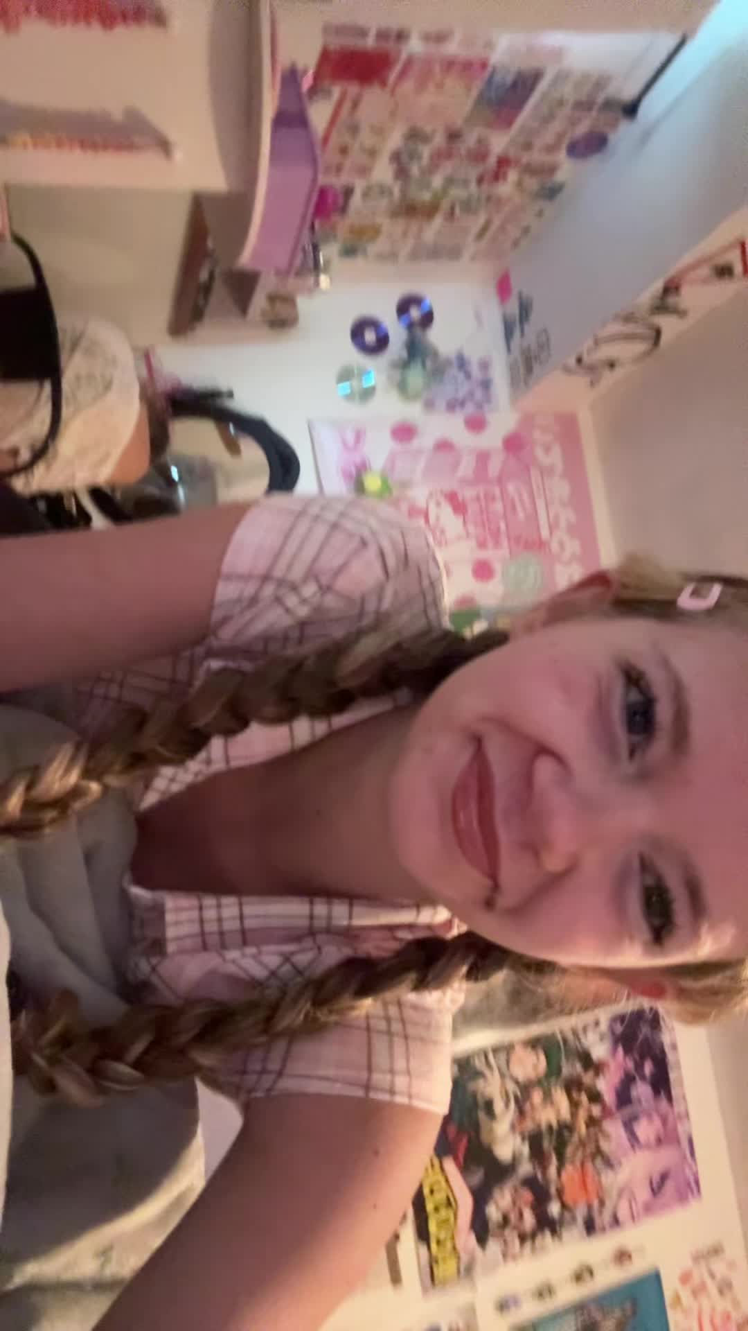 @Lilly