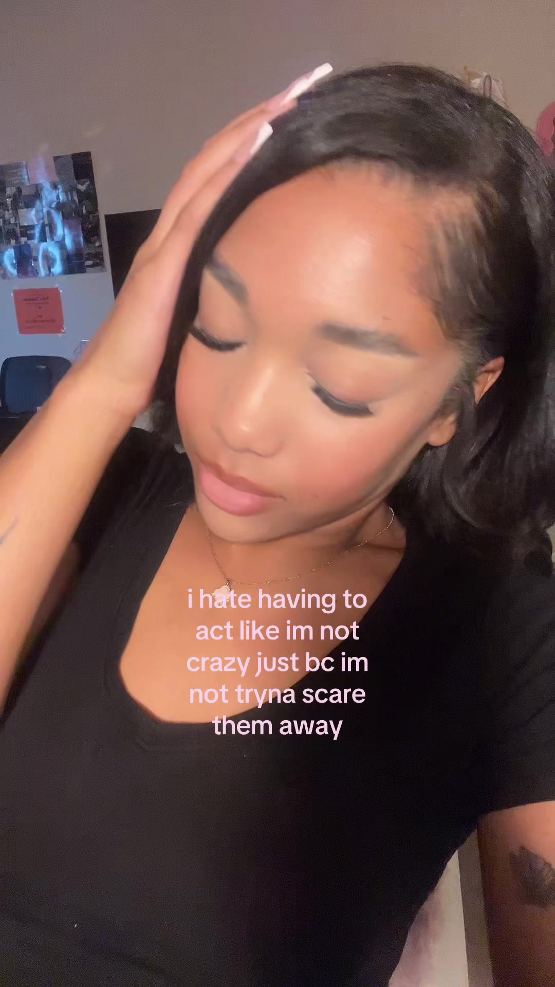 @haleyᥫ᭡.