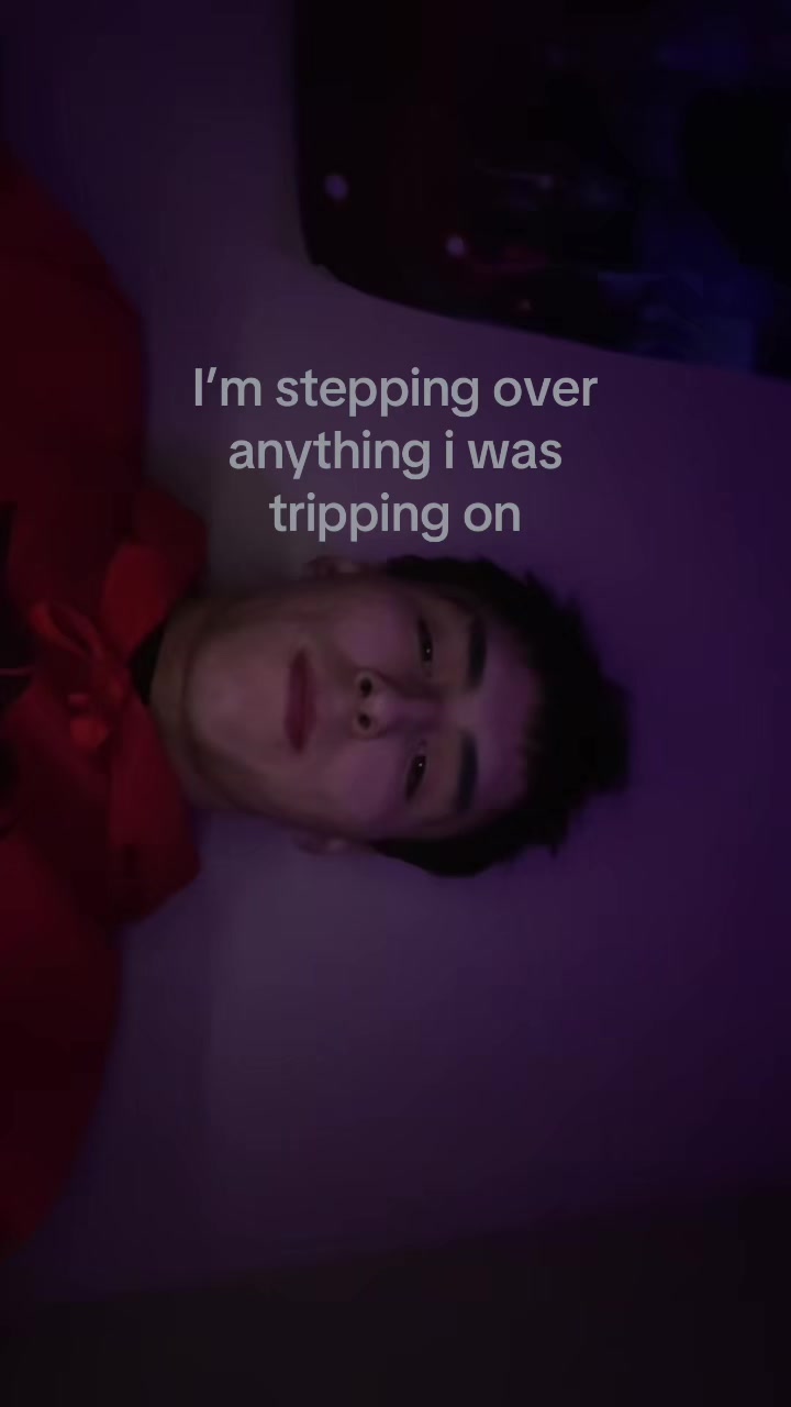 @mikeyviveiros907