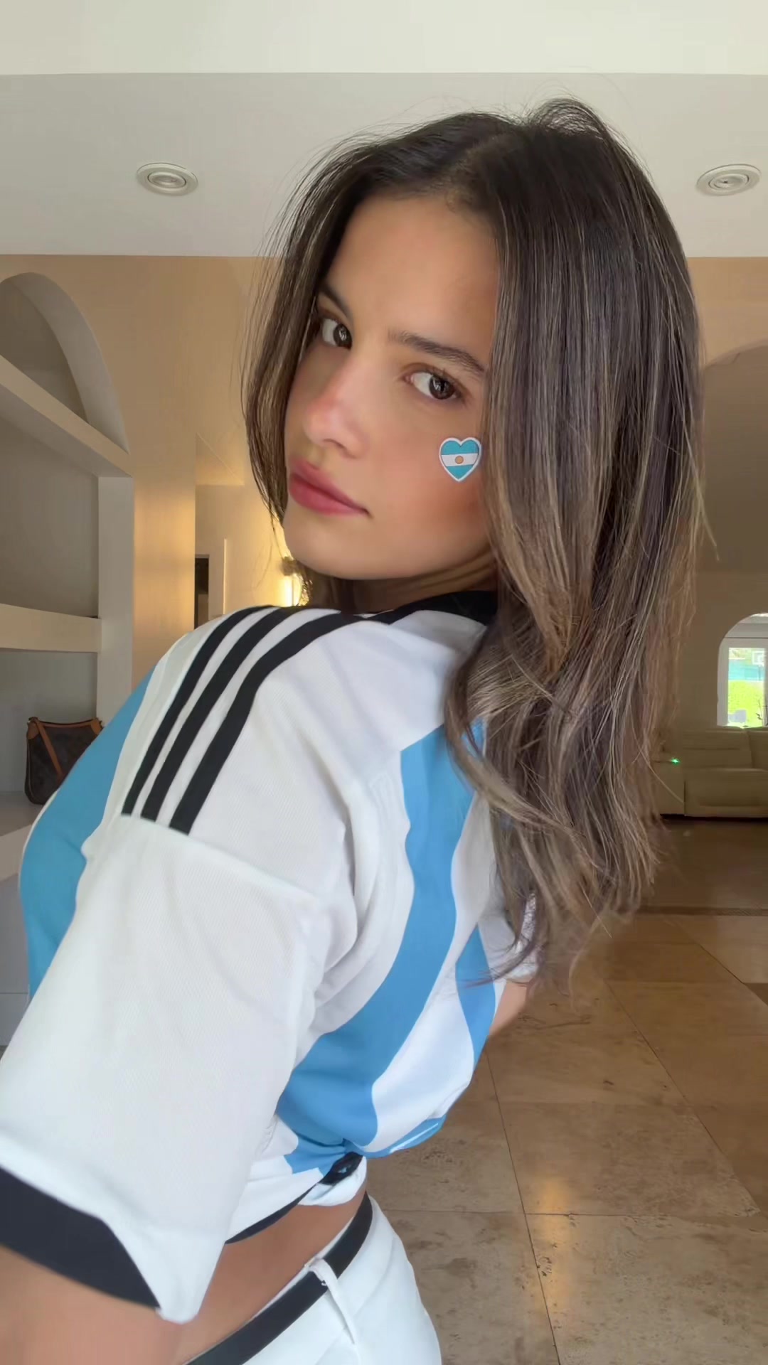 @julesdamas_