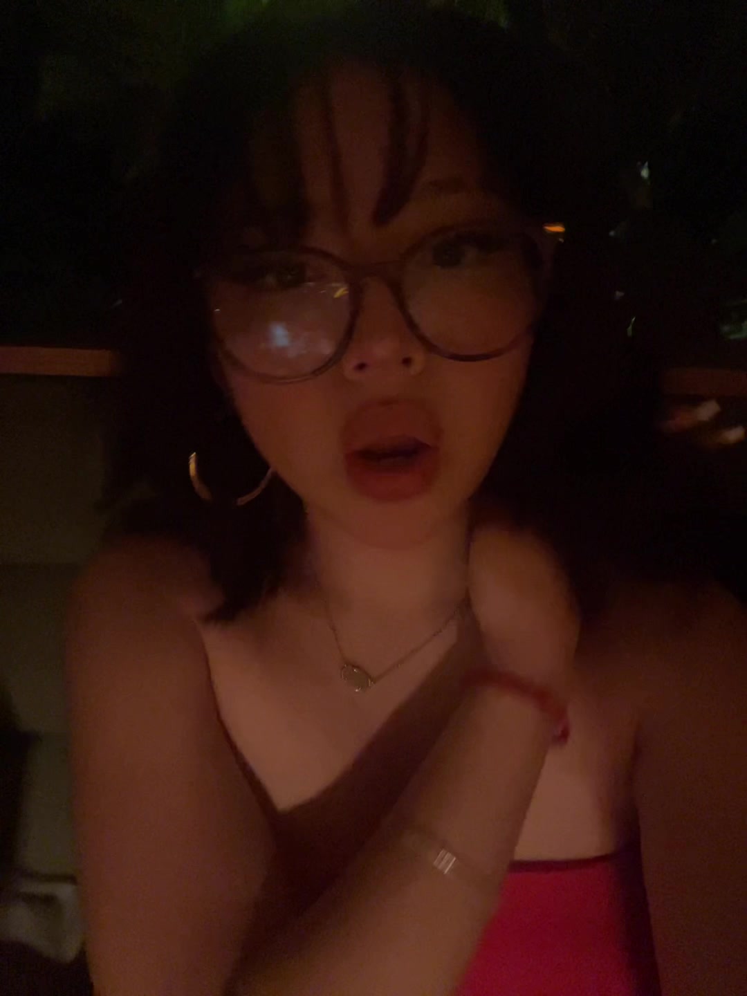 @V4l.