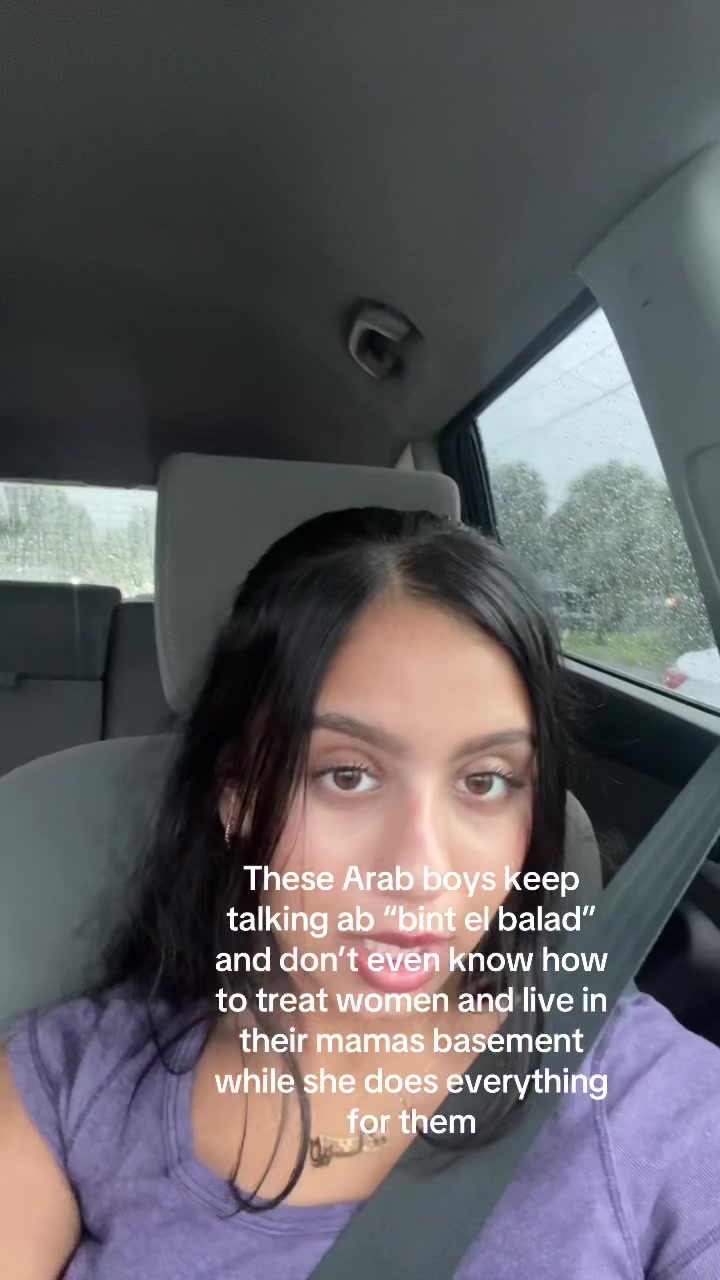 @imsoaleena