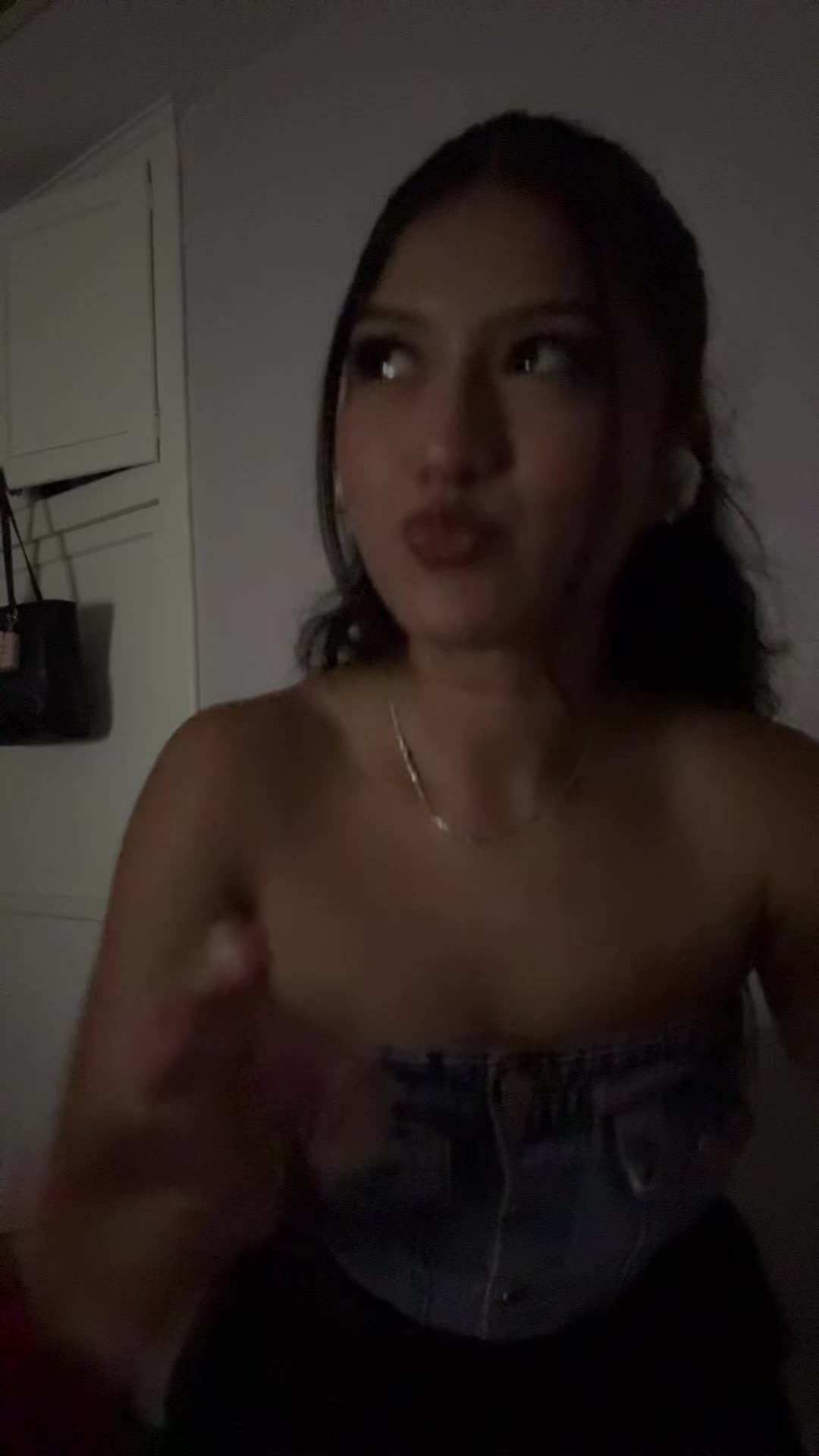 @user18278272937