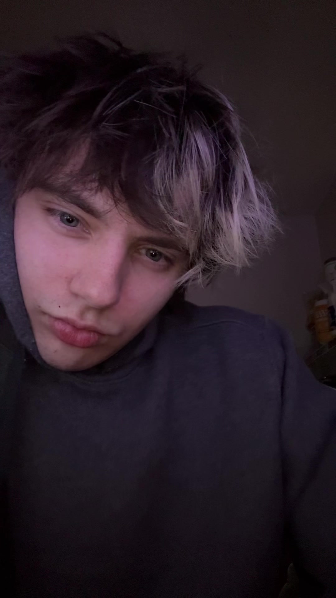 @justlikezaxh