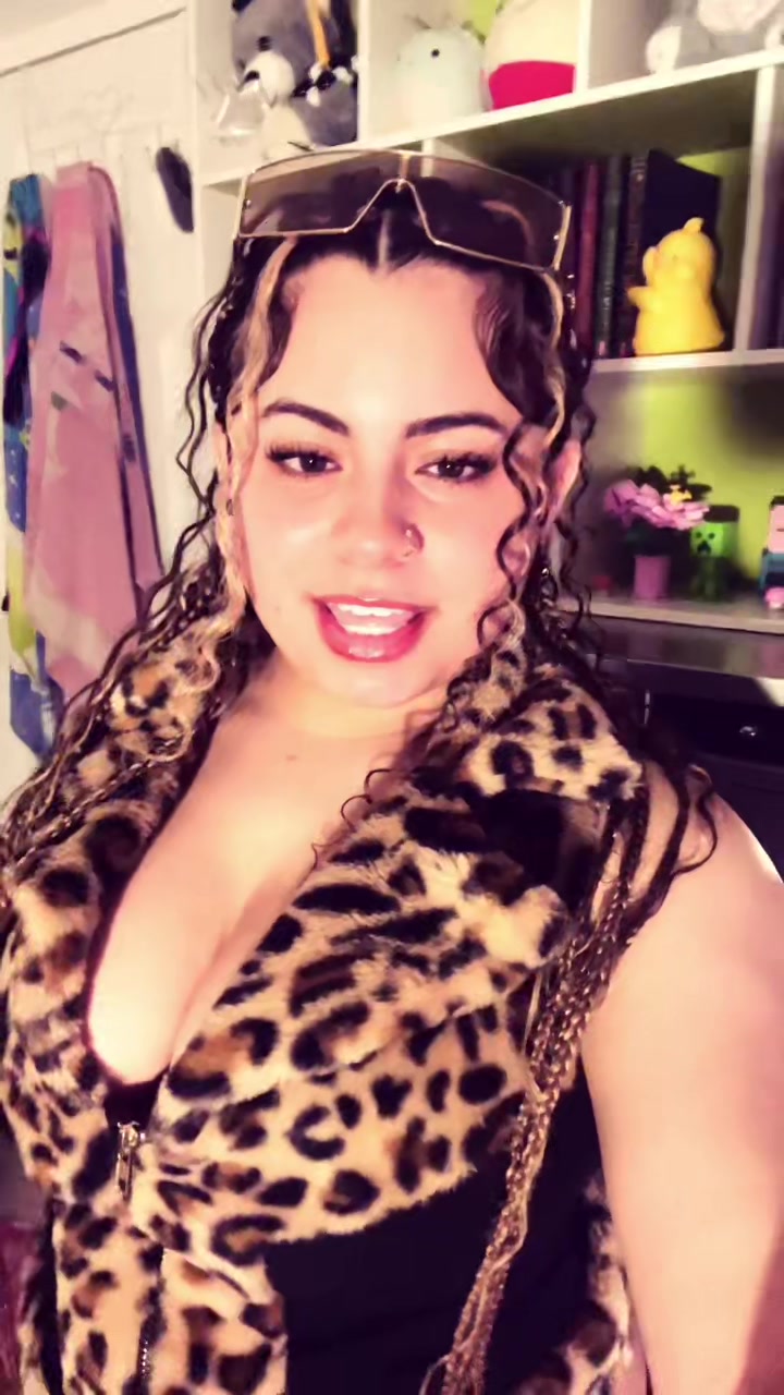 @Kiara