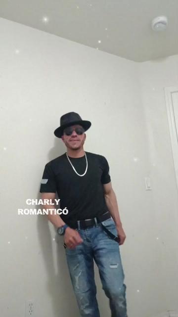 @𝐂𝐇𝐀𝐑𝐋𝐘 𝐑𝐎𝐌𝐀𝐍𝐓𝐈𝐂Ó