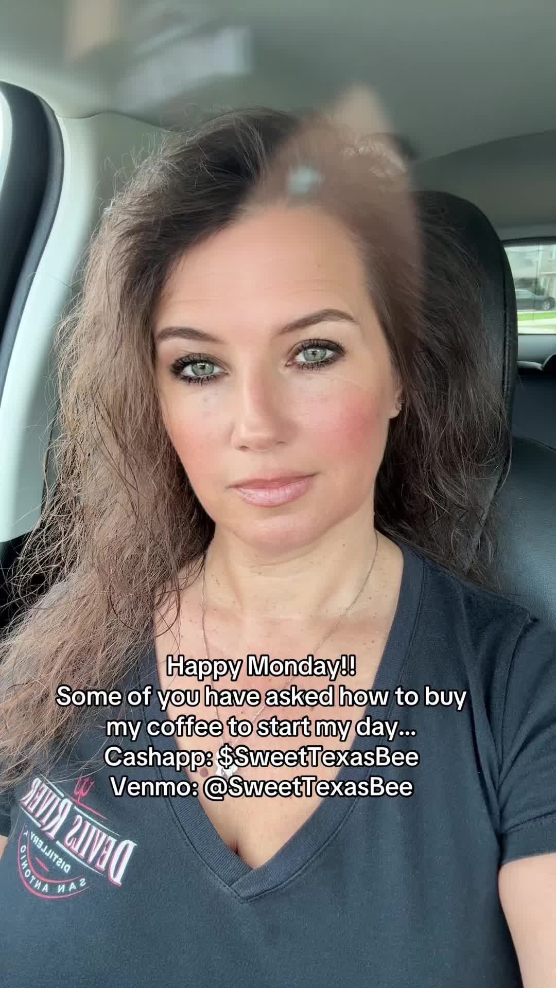 @Sweet_Texas_Bee