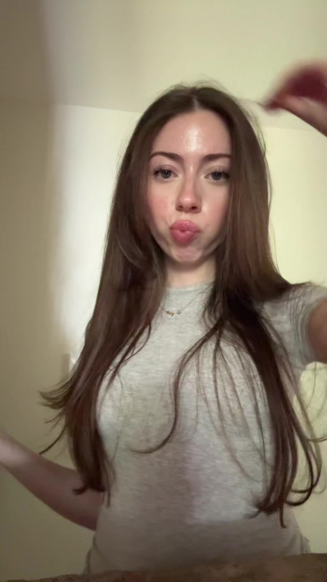 @avry555