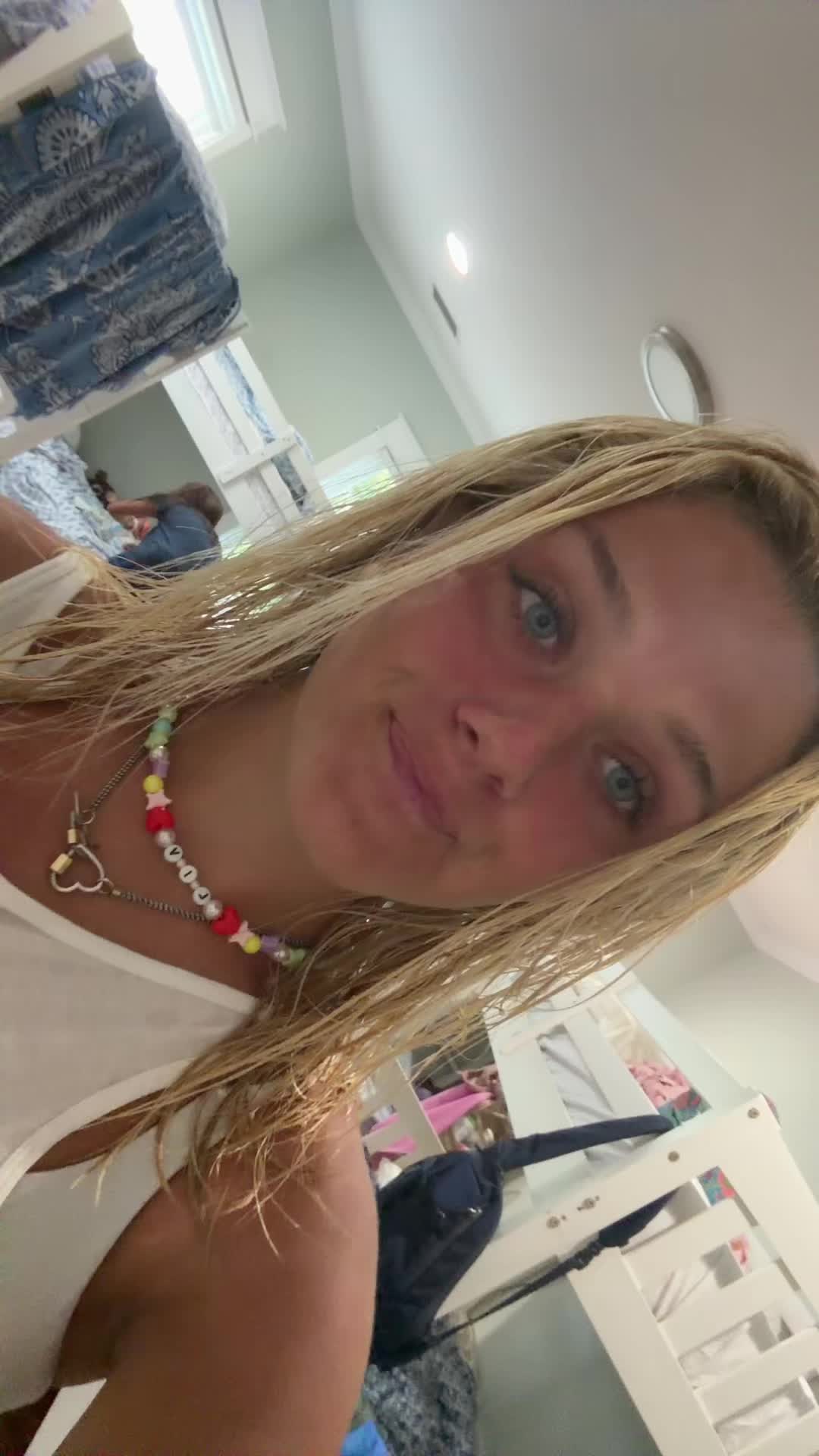 @supermodelmysteriousgirl
