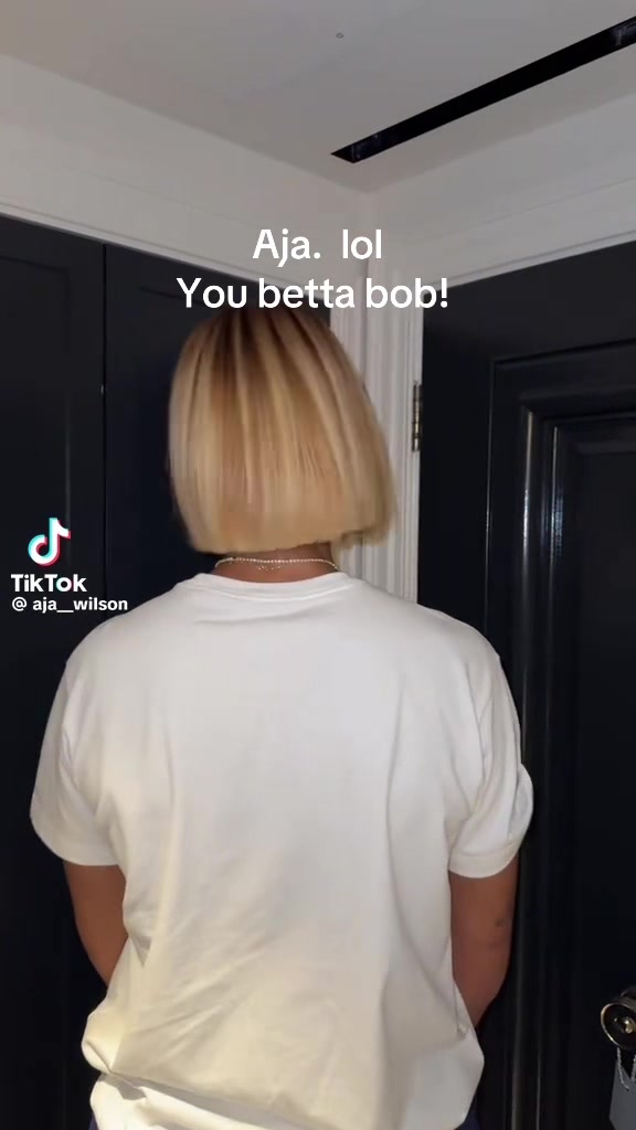 @SimplyShay