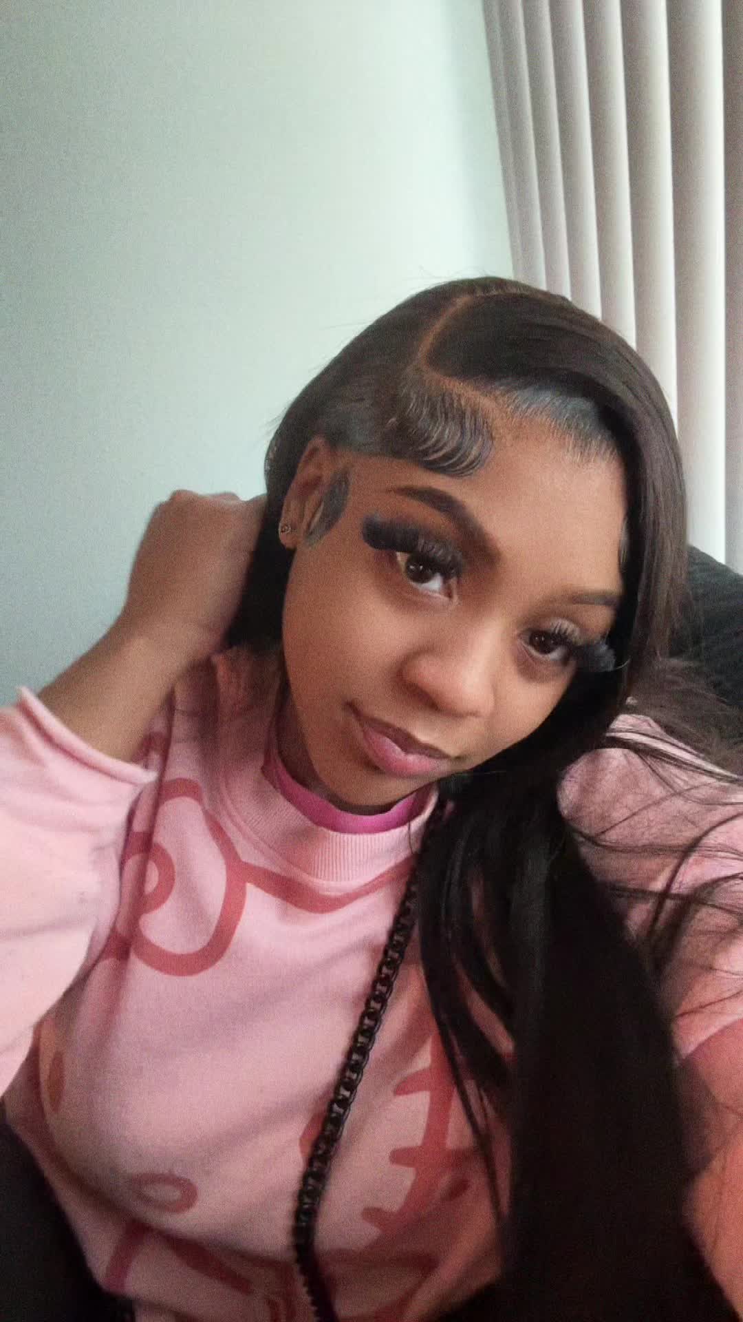 @6figureeshaa