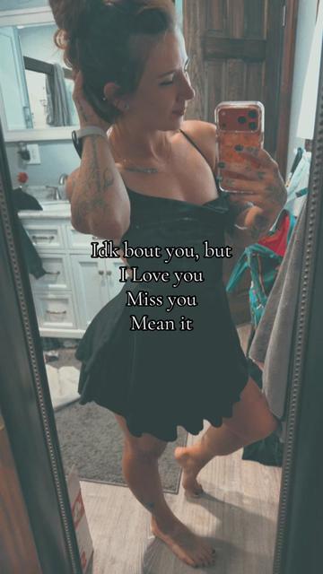 @AshlynnElaine🖤🤍