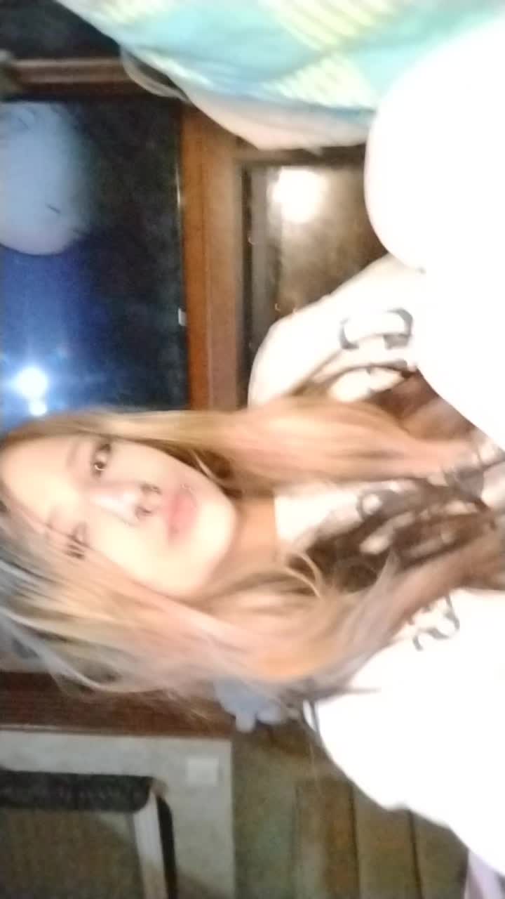 @⦮ ⦯