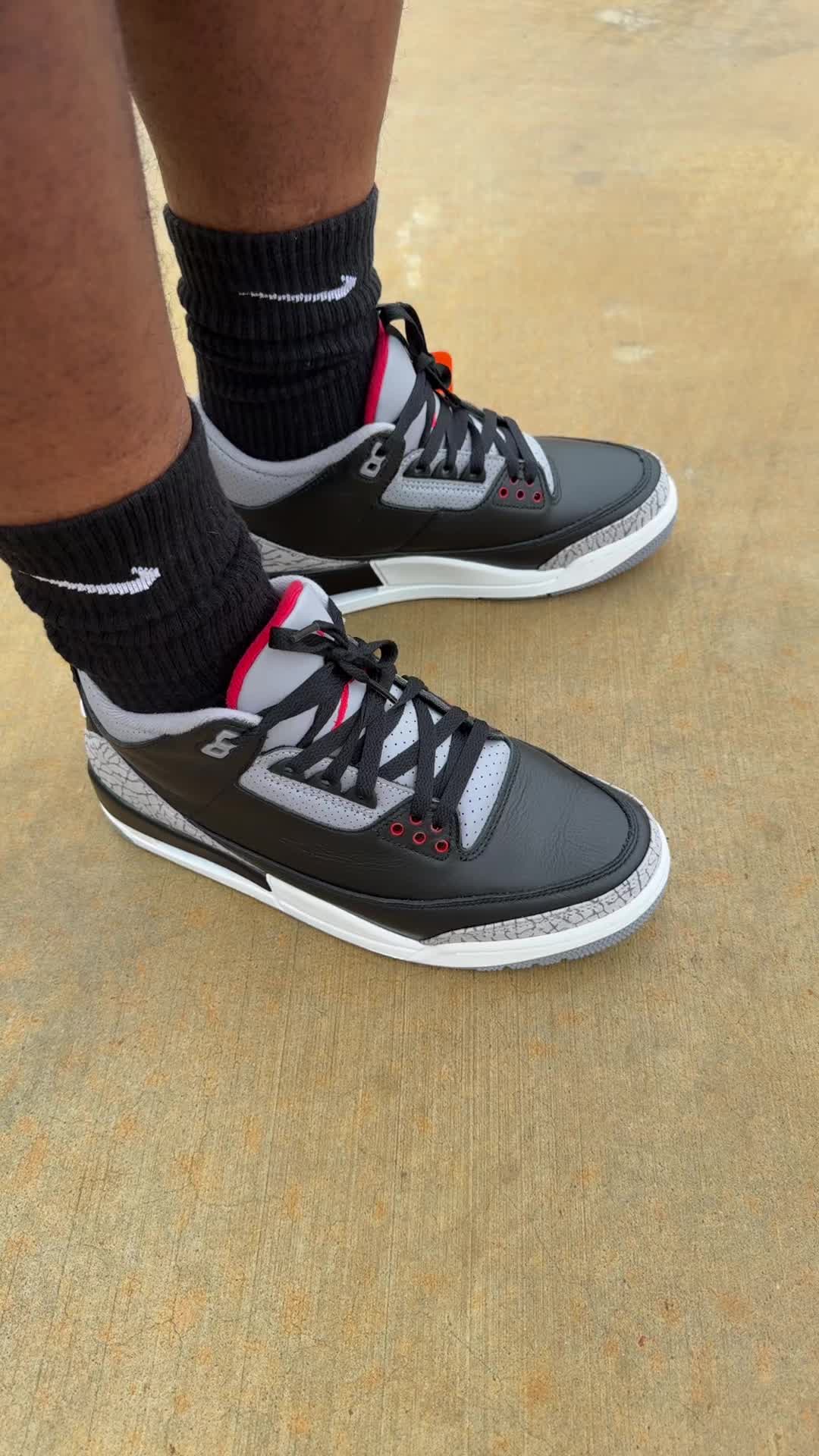 @jaymuney_lovesneakers