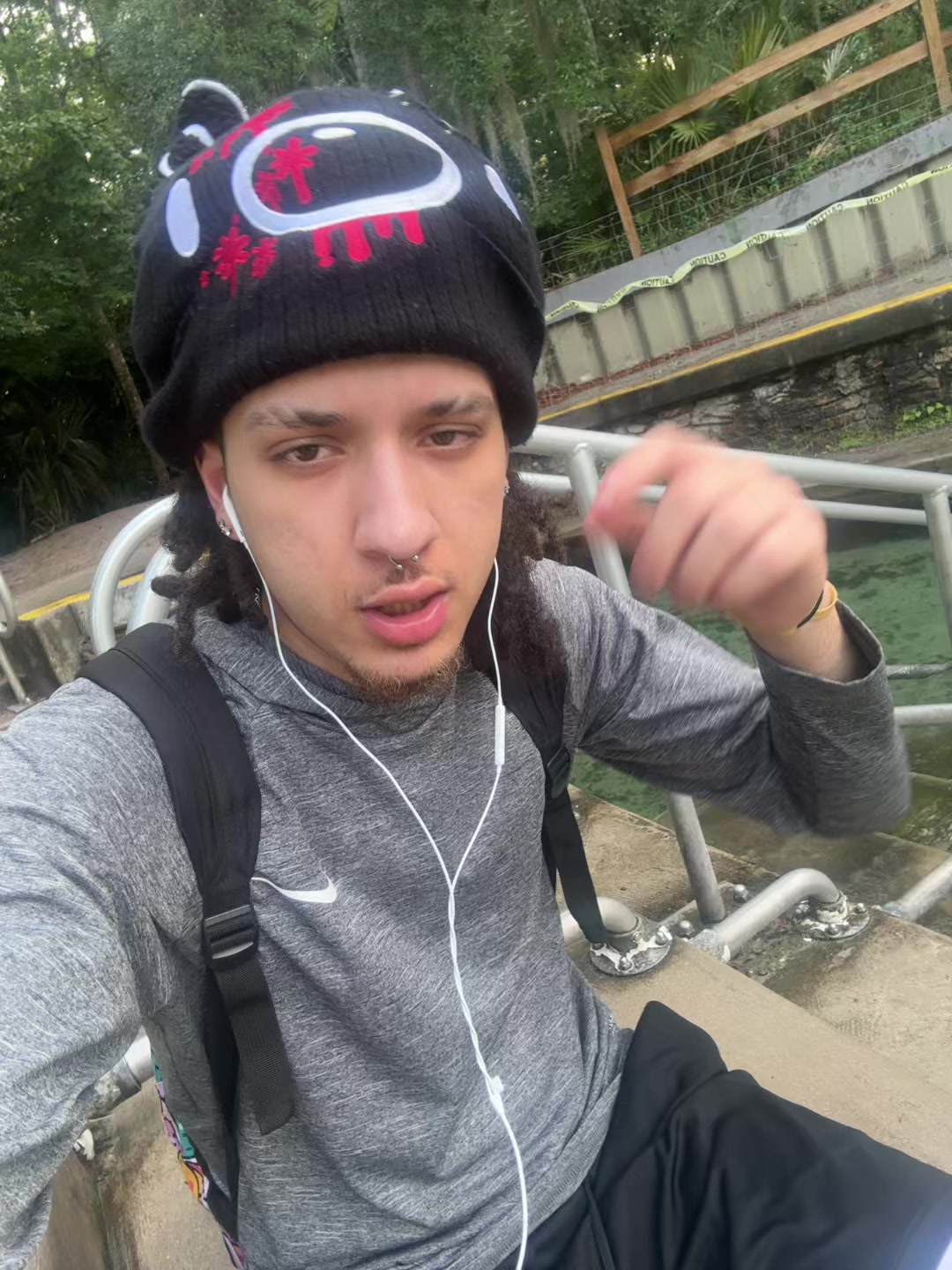 @Jahh