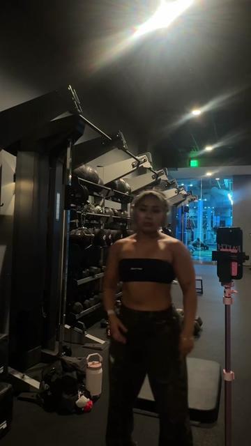 @👸🏼