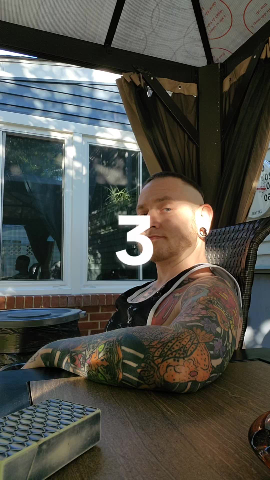 @Dr.Villain🖤💚✨🎵🧩❄(#idgaff)