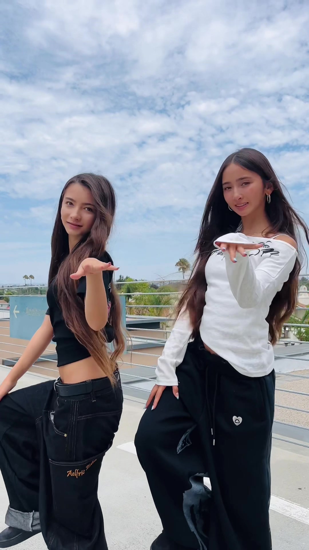 @Ksisters ๐ฆ