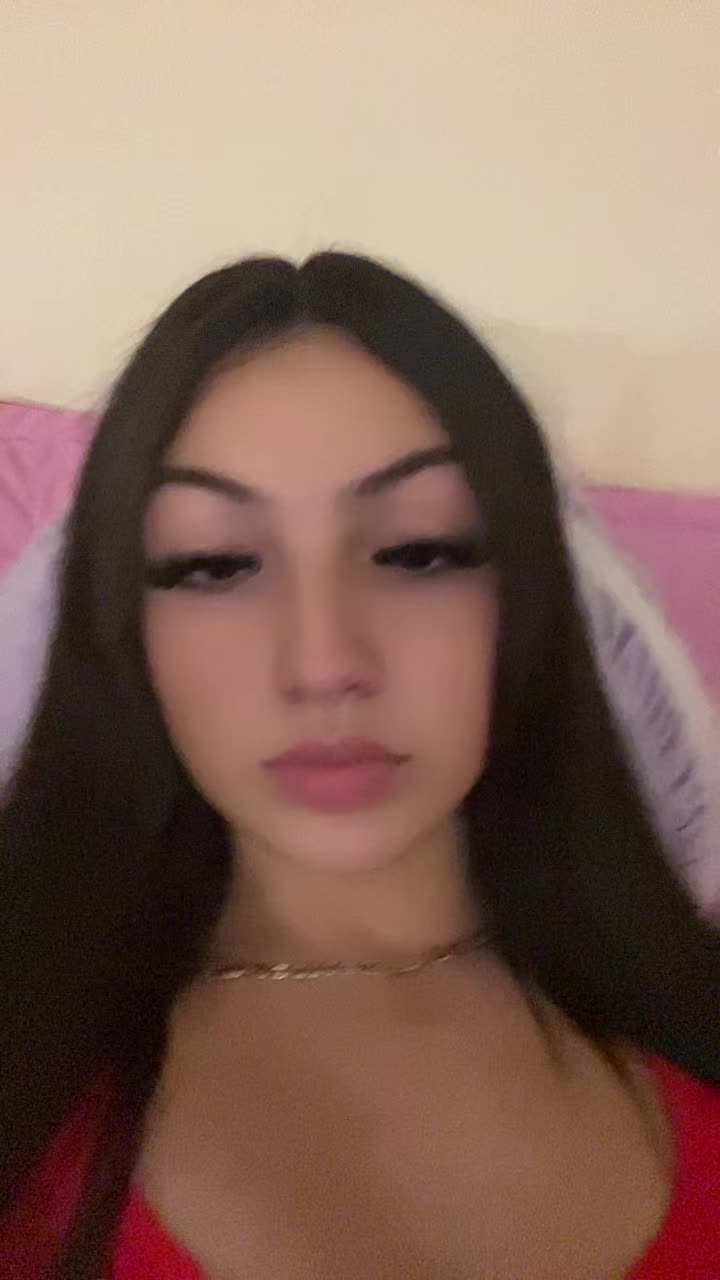 @yakkbella