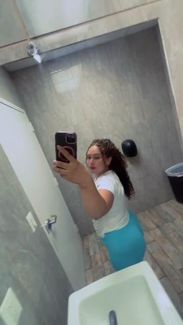 @🍑Georgelys Herrera🍒🫦