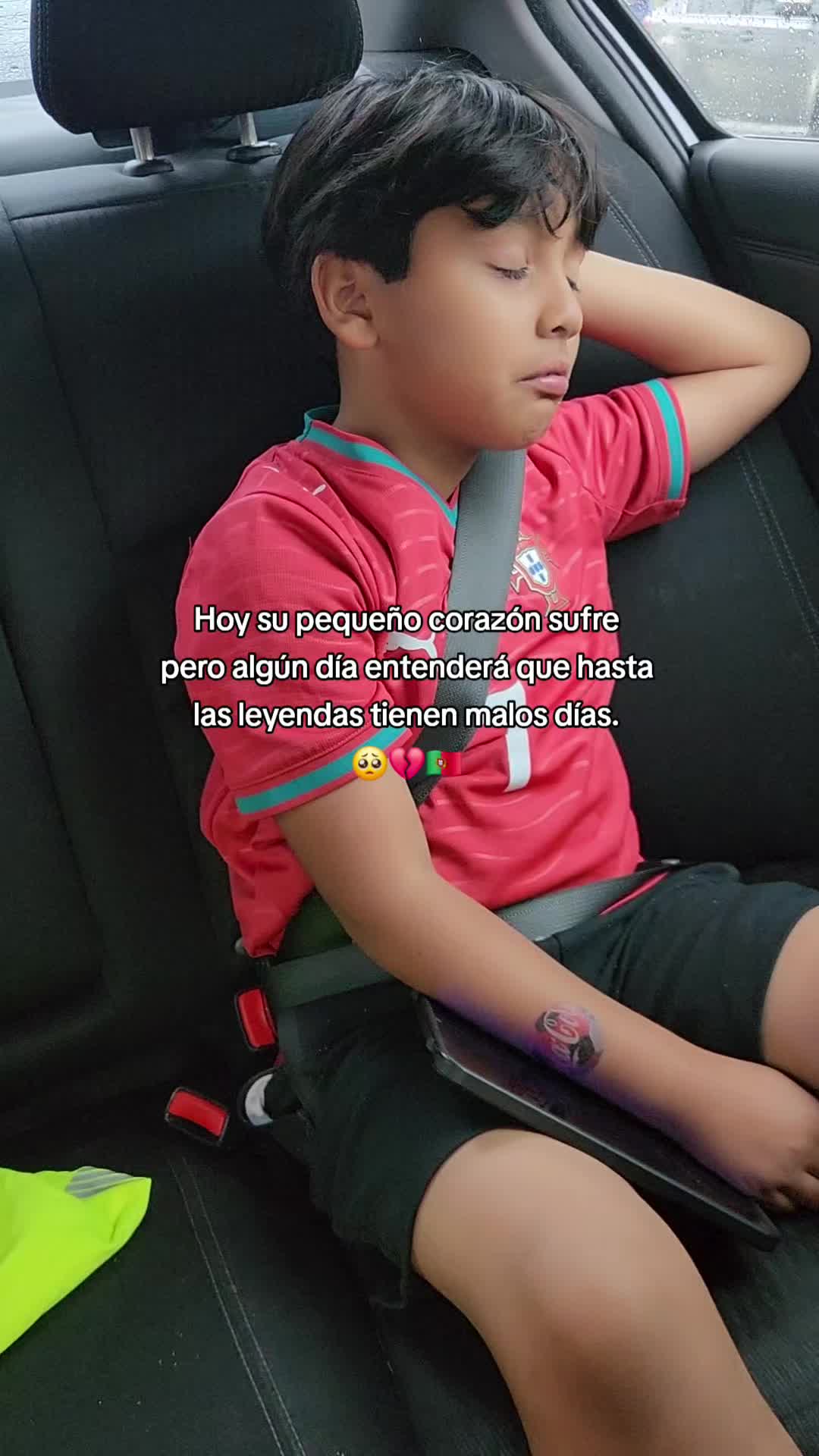 @Carloszhny593🇪🇨