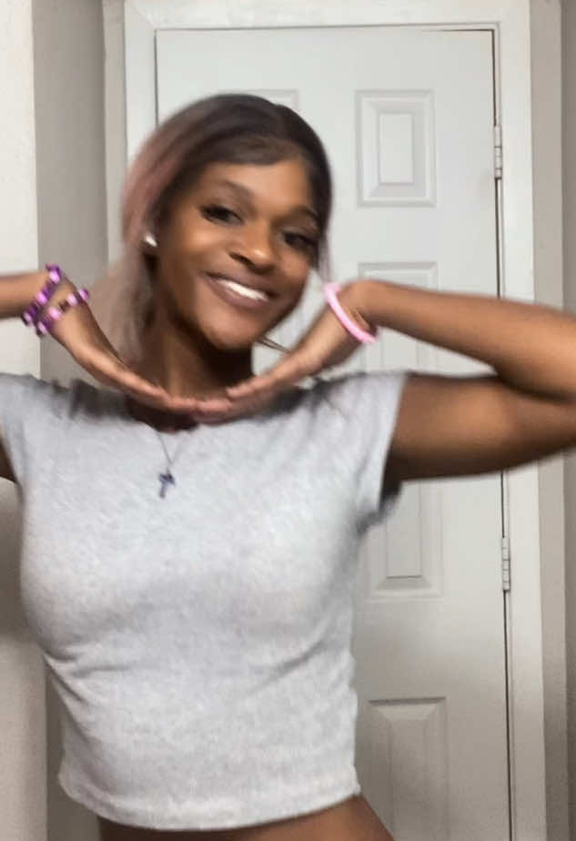 @LariahDeanne