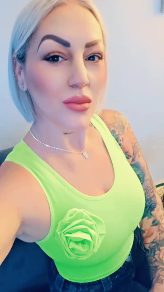 @Janet Collazo822🇵🇷 Boricua
