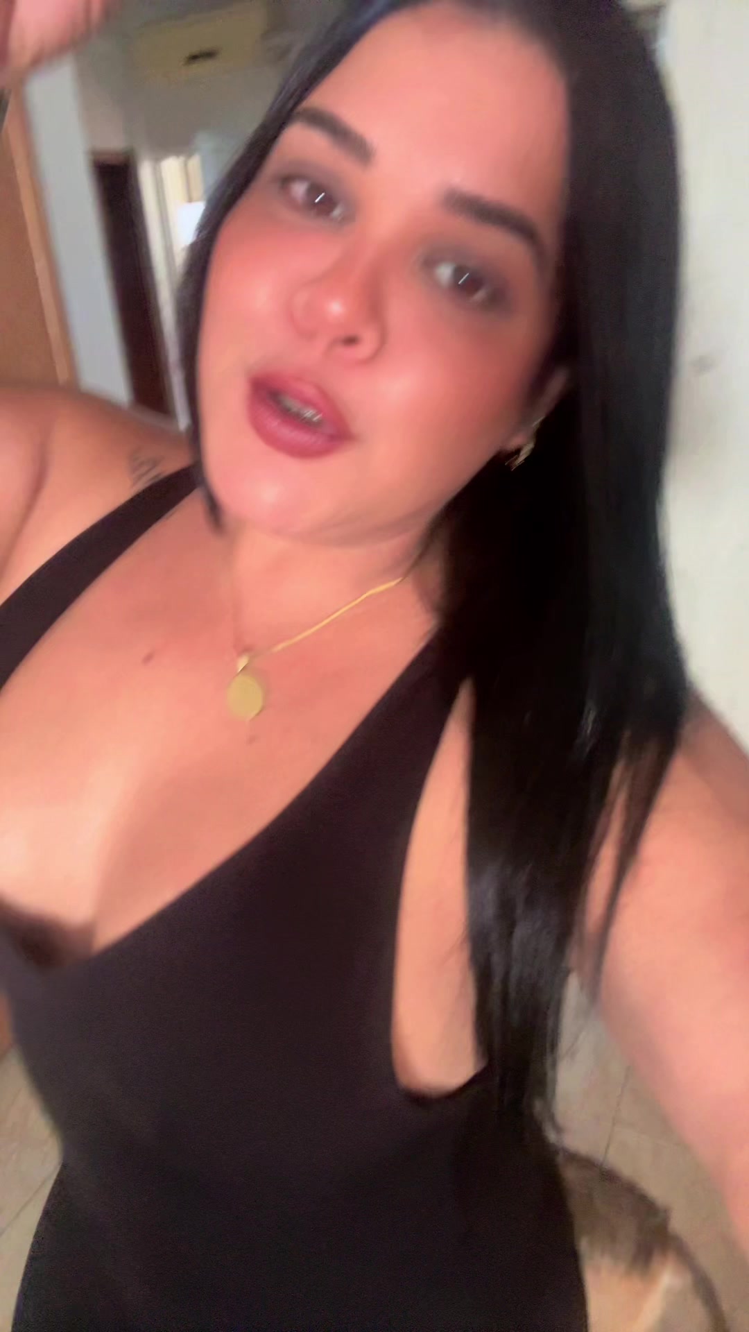 @anais