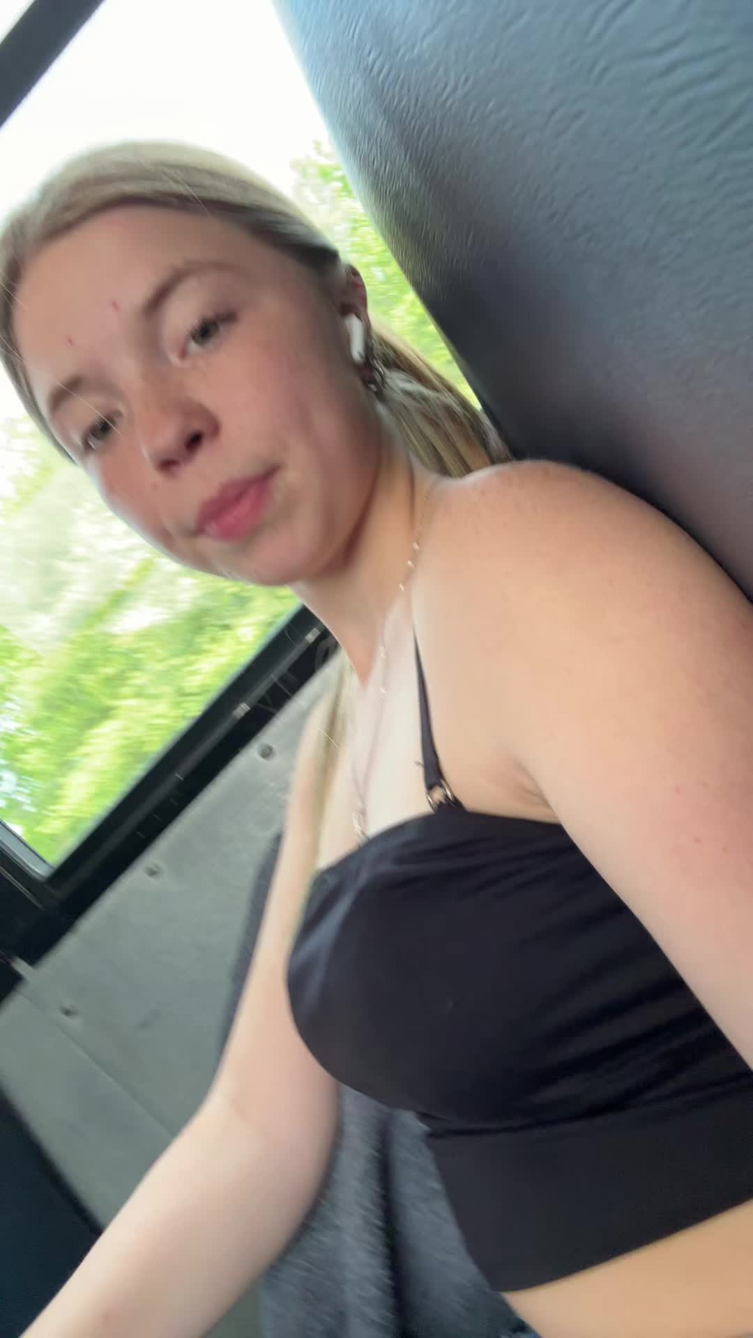 @They_hate_lizzie16
