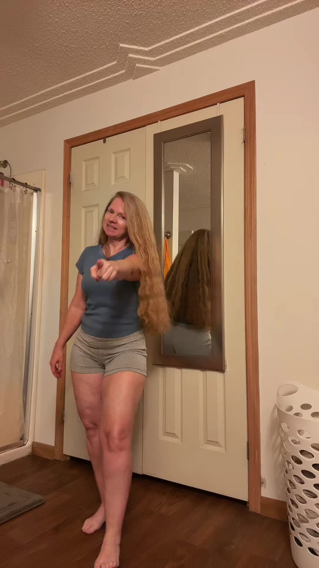 @Gg