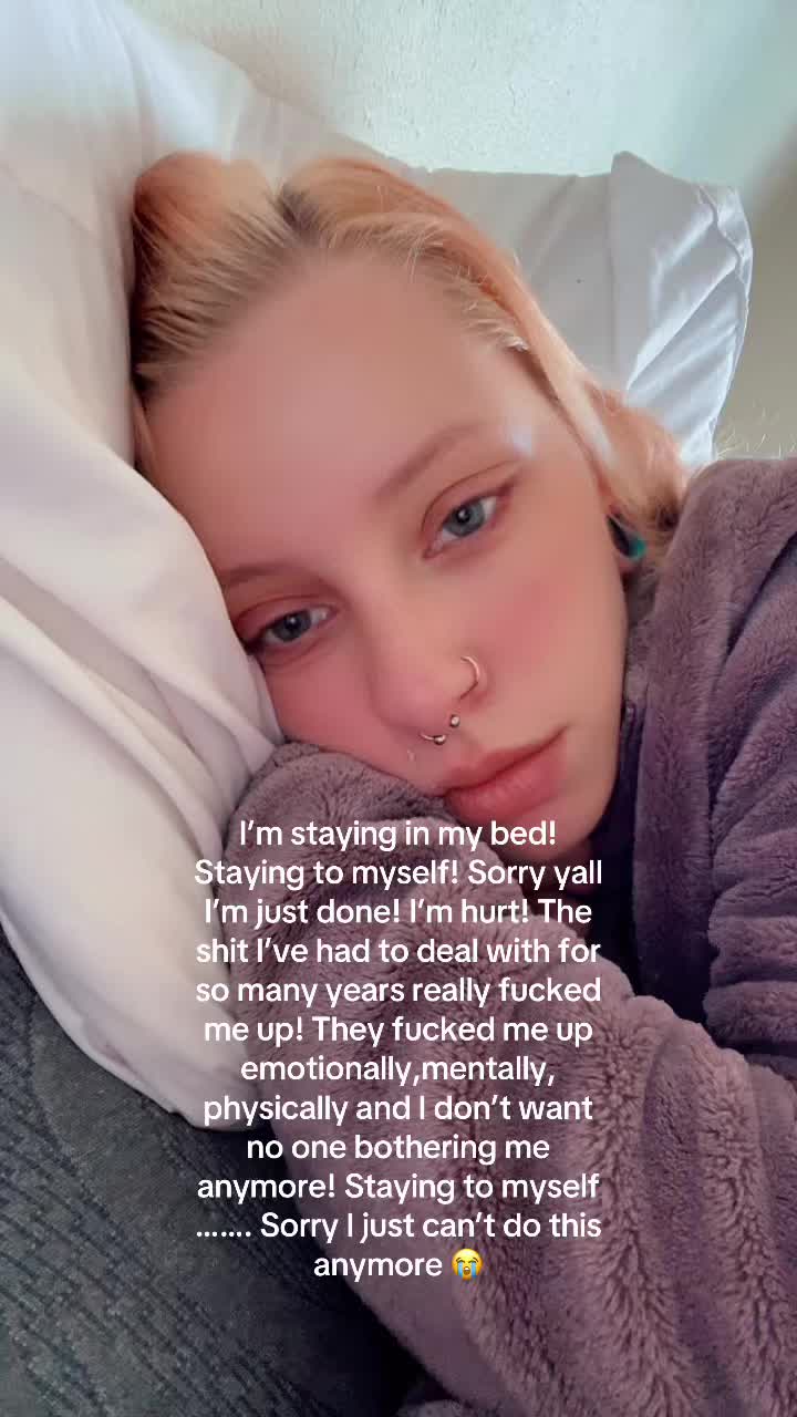 @Eat.my.ass.bitches