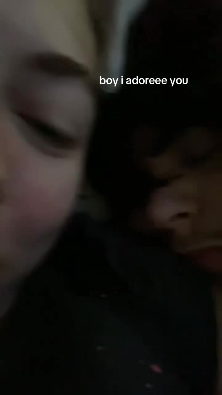 @tzofia