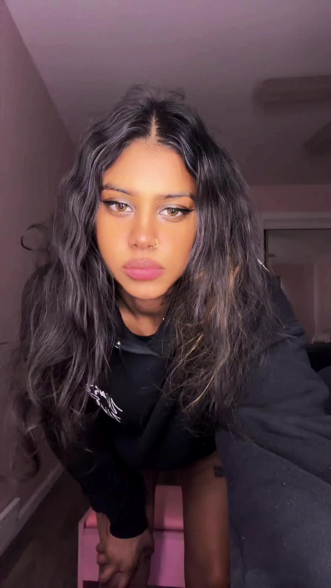 @E