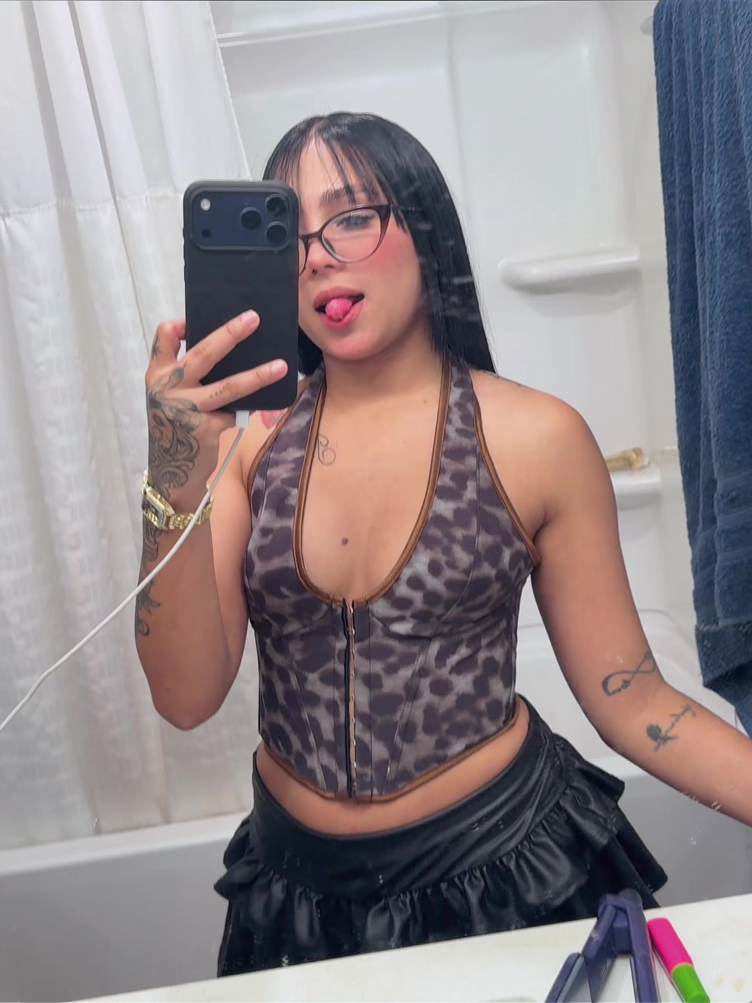 @Alejandra⚡️