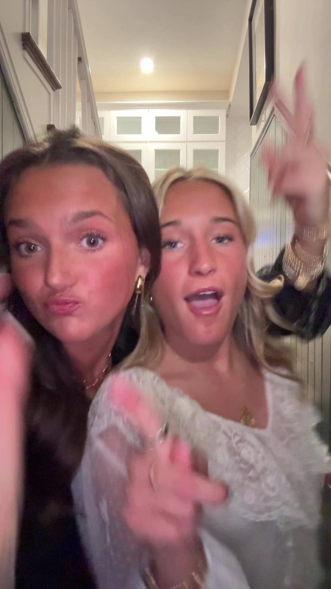 @Aveeee