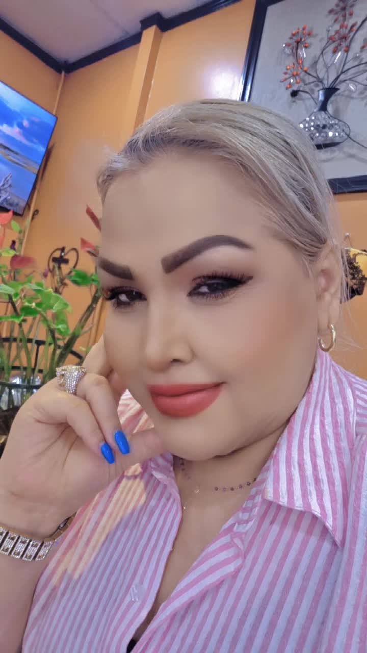 @iris lorena Diaz