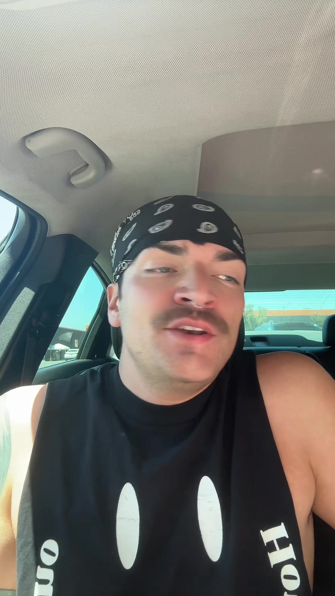 @Leo