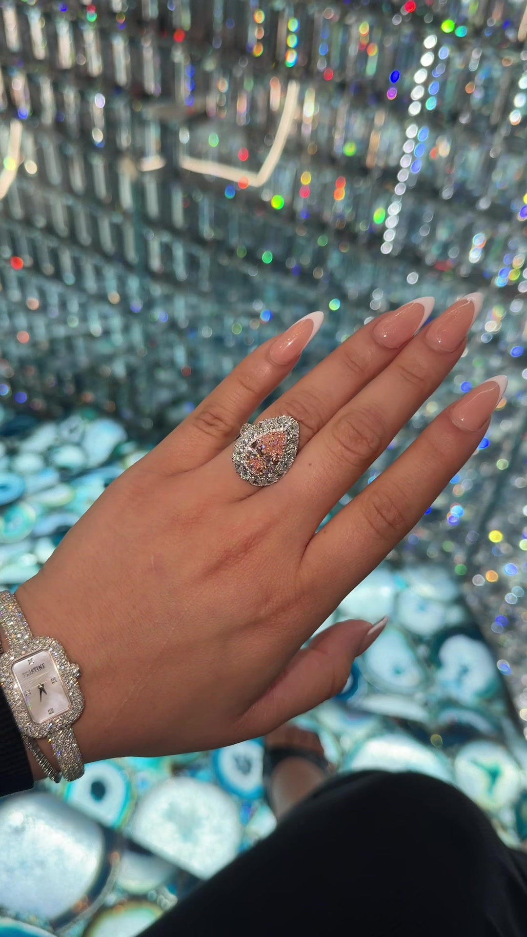 @Victoria Pristine💎