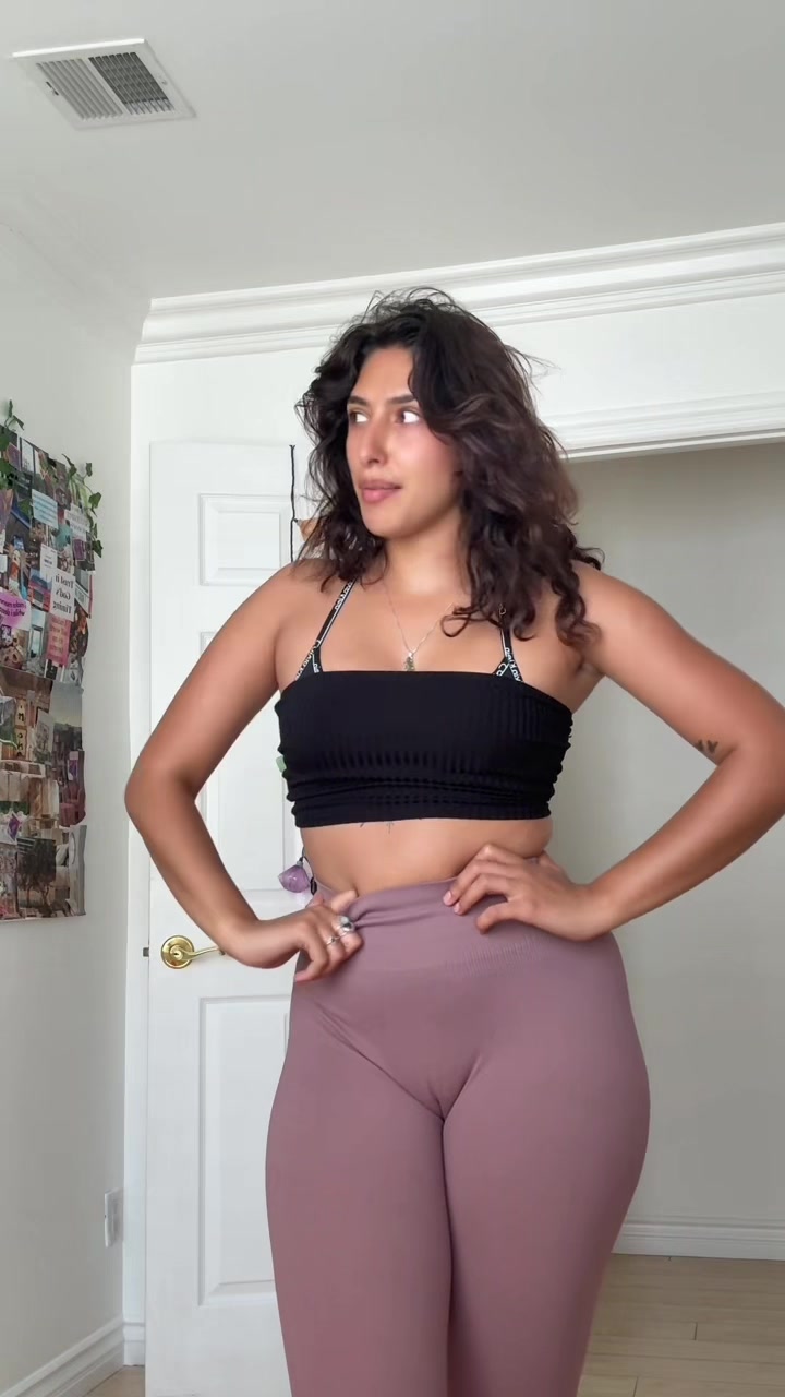 @urgrllcrush